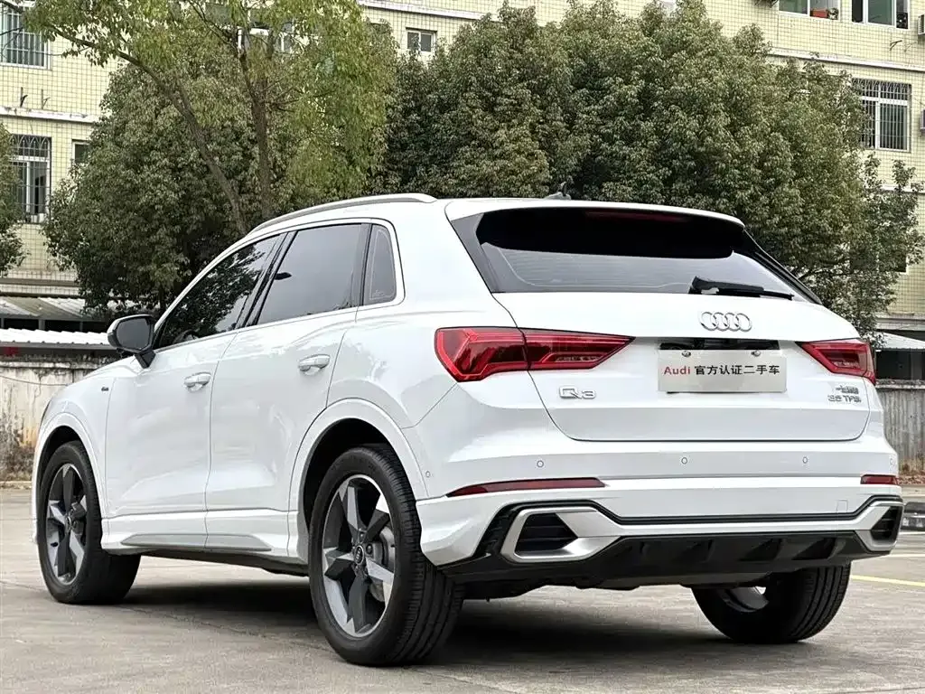 Audi Q3 2023 из CN, фото 6