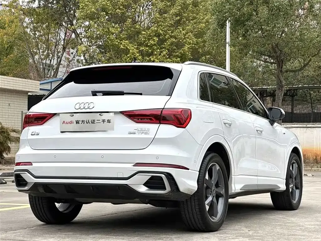Audi Q3 2023 из CN, фото 5
