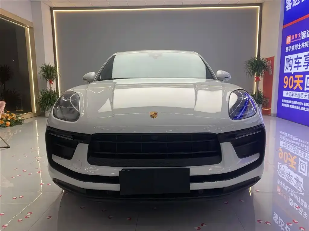 Porsche Macan 2023 из CN, фото 1