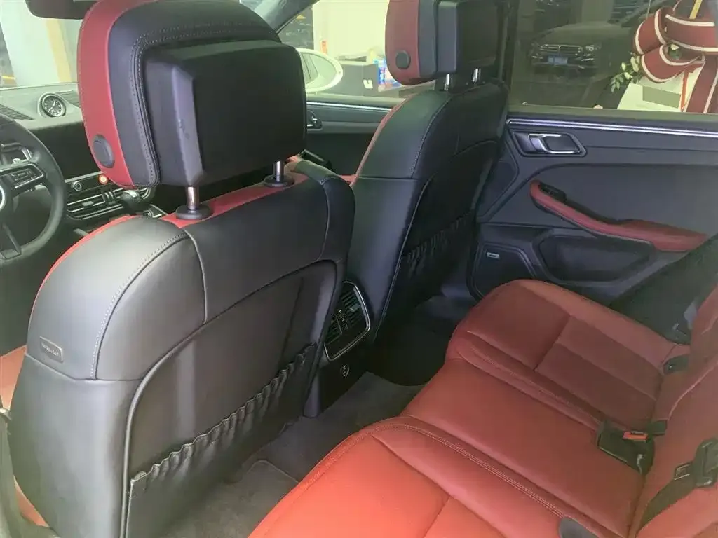Porsche Macan 2023 из CN, фото 4