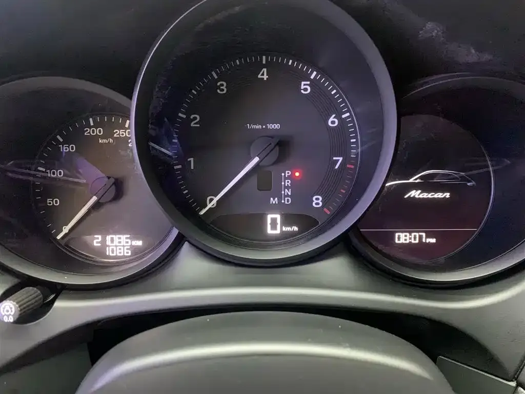 Porsche Macan 2023 из CN, фото 2