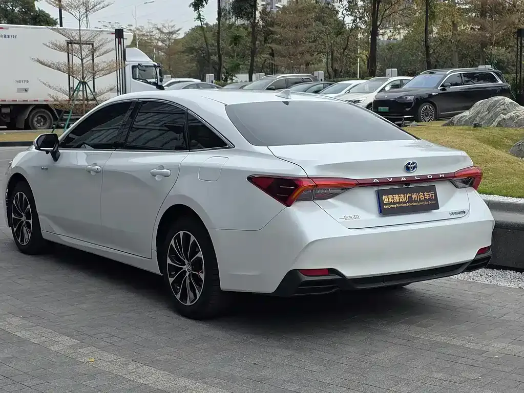Toyota Avalon 2024 из CN, фото 9