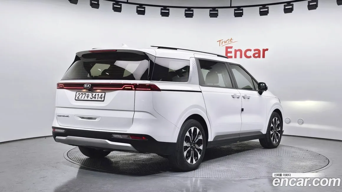 Kia Carnival 2021 из KR, фото 2