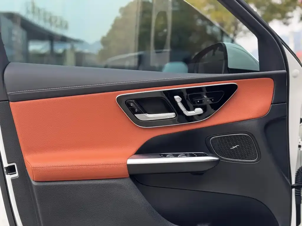 Mercedes-Benz GLC 2024 из CN, фото 8