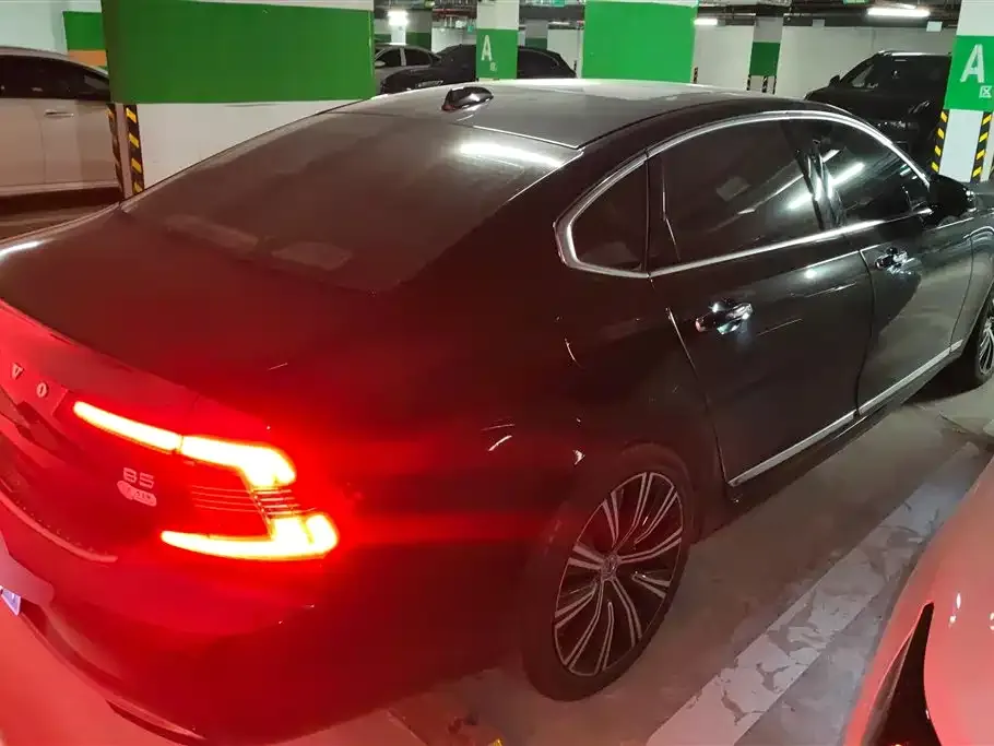 Volvo S90 2021 из CN, фото 4