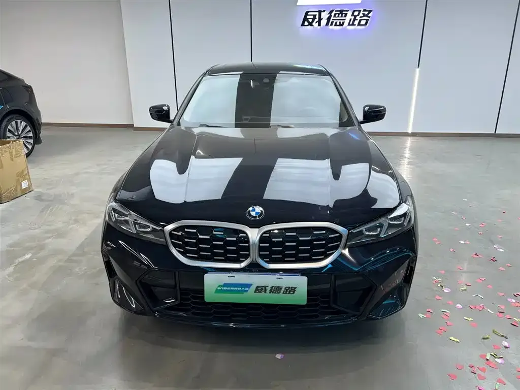 BMW 3 Series 2024 из CN, фото 2