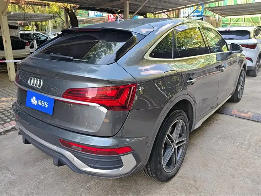 Audi Q5L Sportback — фото 9