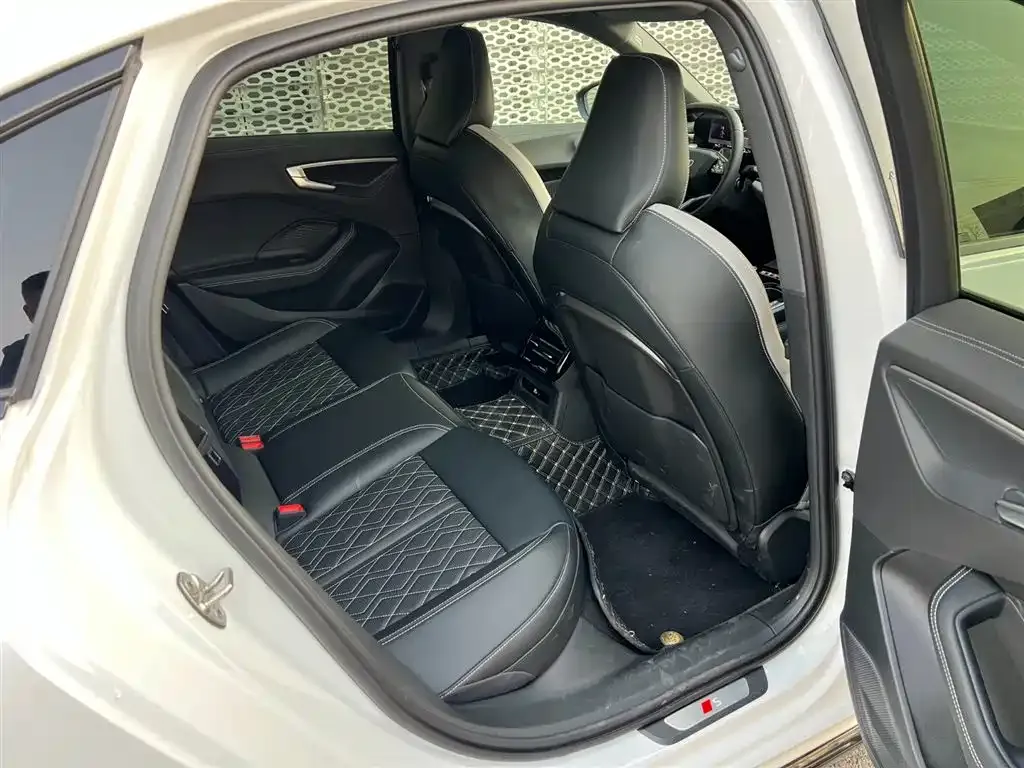 Audi A5L 2025 из CN, фото 6