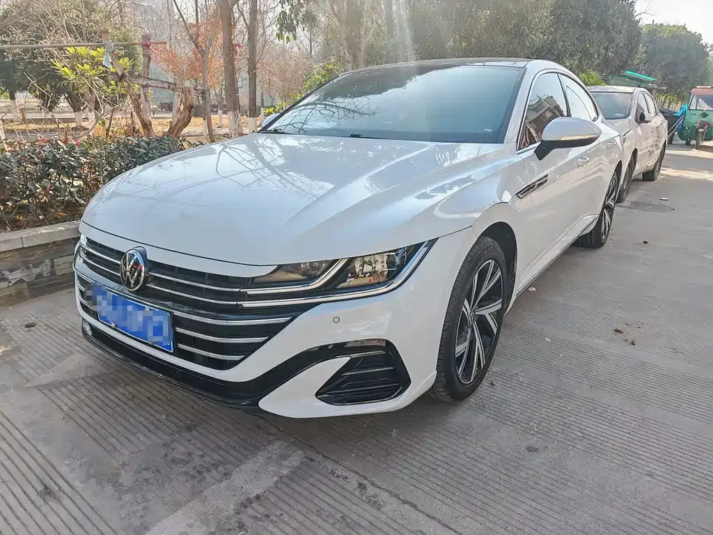 Volkswagen CC 2022 из CN, фото 1