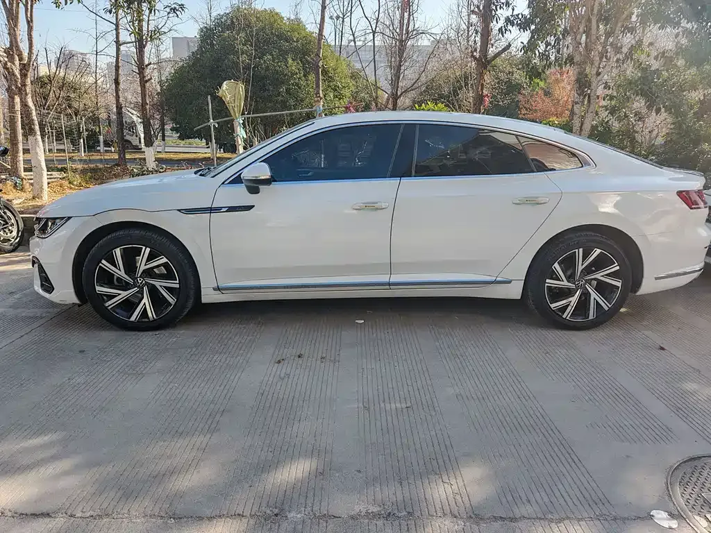 Volkswagen CC 2022 из CN, фото 4