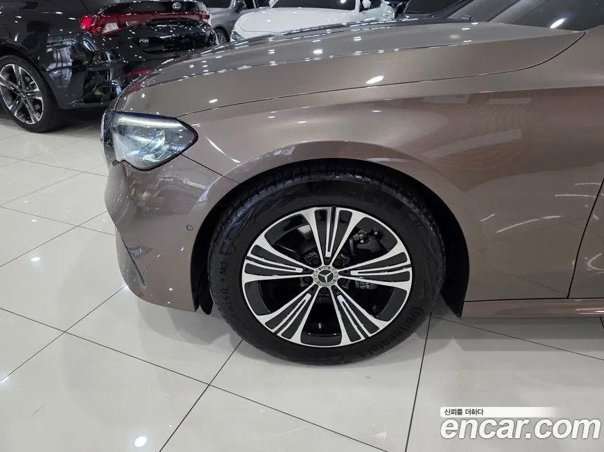 Mercedes-Benz E-Class 2025 из KR, фото 4