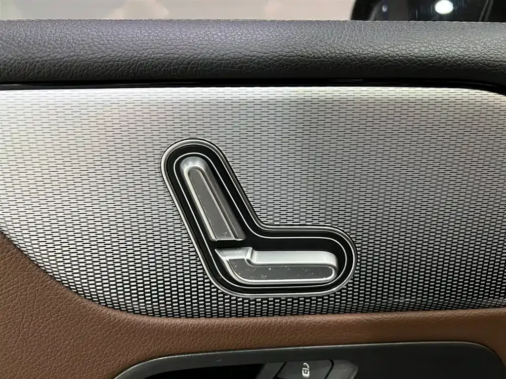 Mercedes-Benz GLB 2021 из CN, фото 8