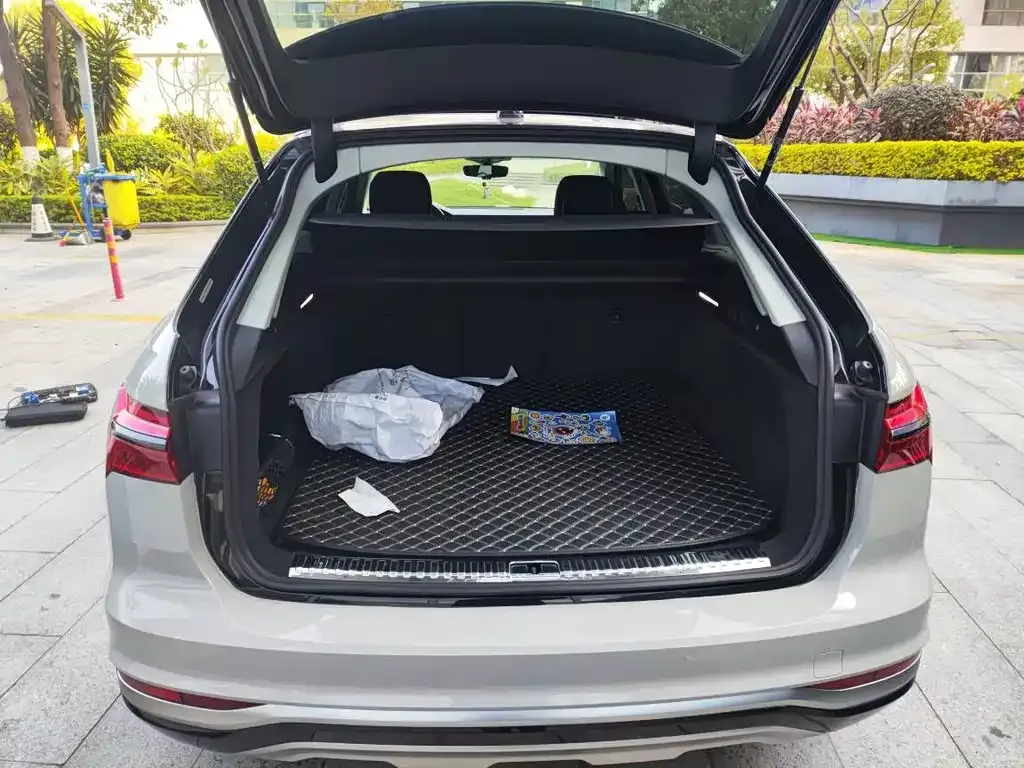 Audi A6 (Import) 2023 из CN, фото 8