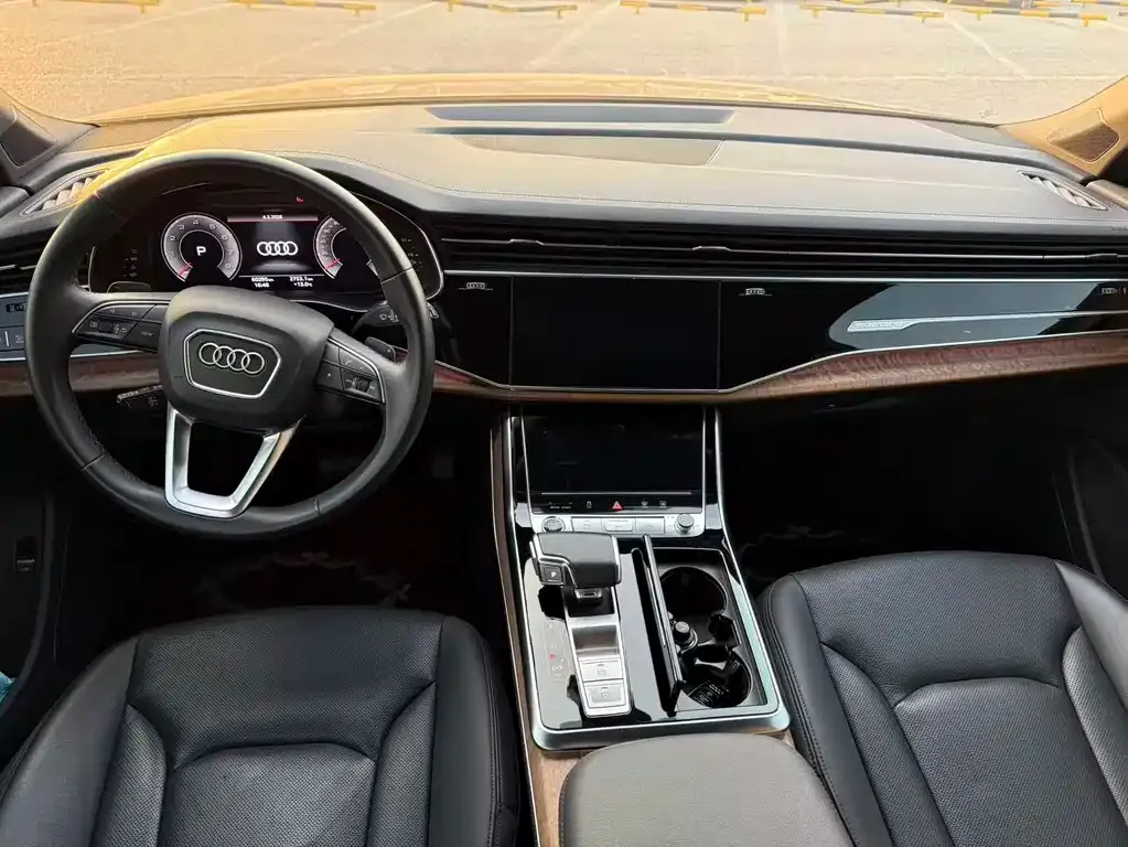 Audi Q7 — фото 3