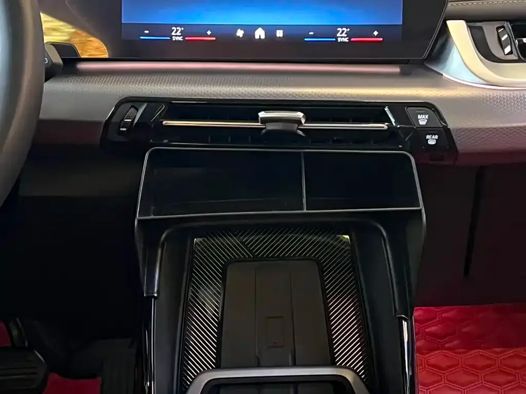 BMW X1 2024 из CN, фото 2