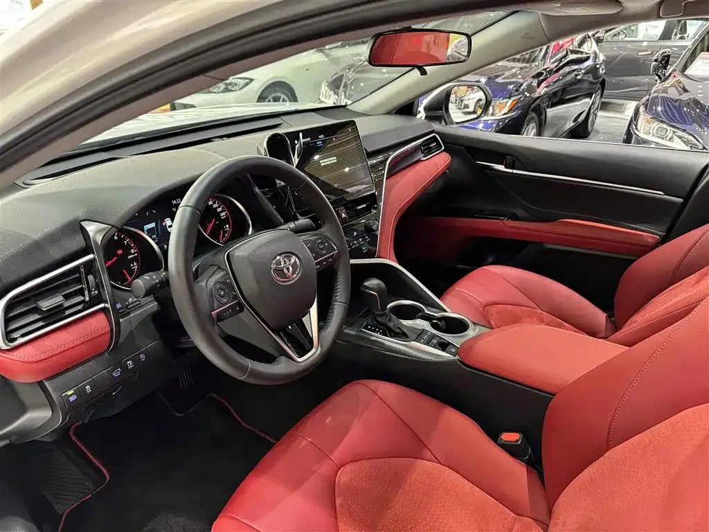 Toyota Camry 2022 из CN, фото 4