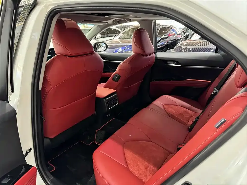 Toyota Camry 2022 из CN, фото 3