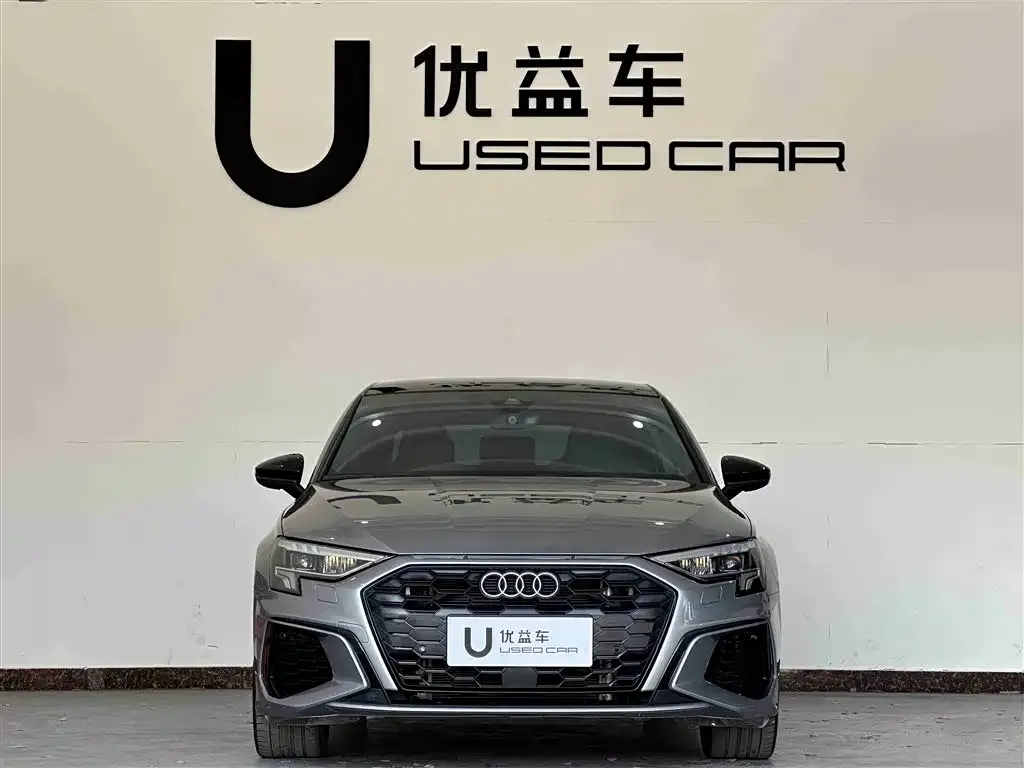 Audi A3 2023 из CN, фото 3