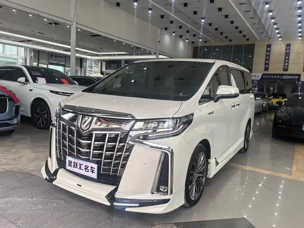 Toyota Alphard 2021 из CN, фото 1