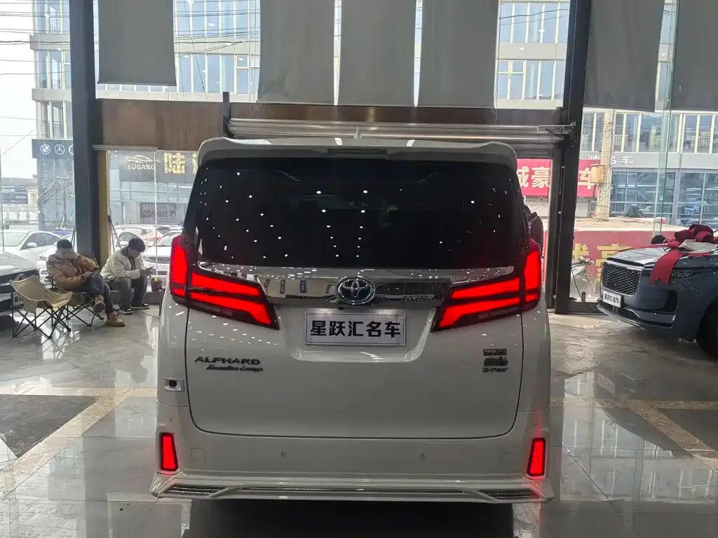 Toyota Alphard 2021 из CN, фото 7