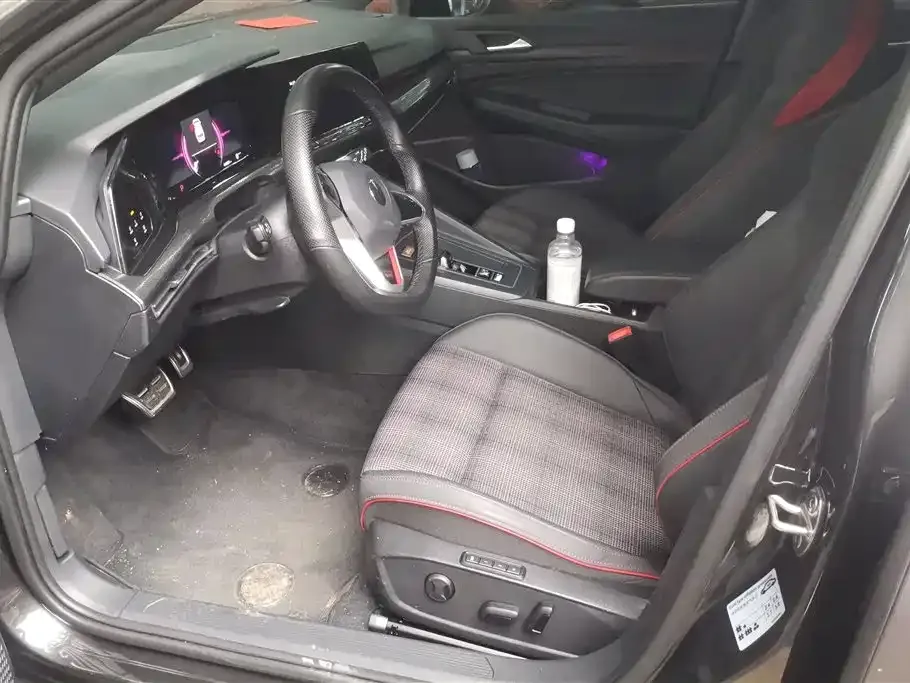 Volkswagen Golf GTI 2023 из CN, фото 8