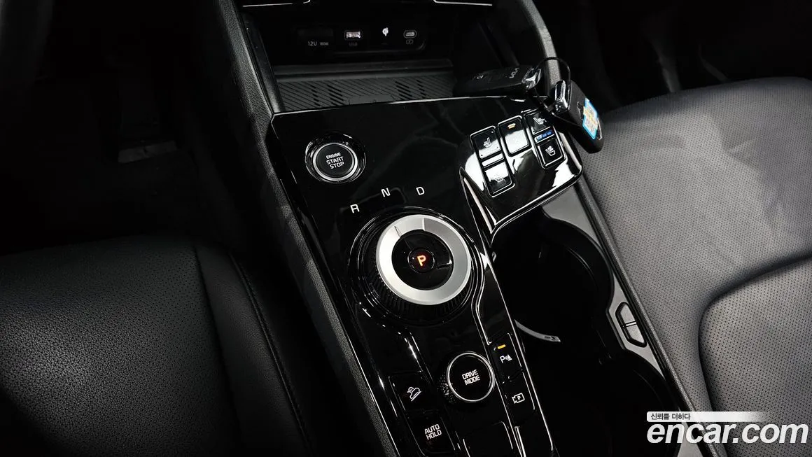 Kia Sportage — фото 8