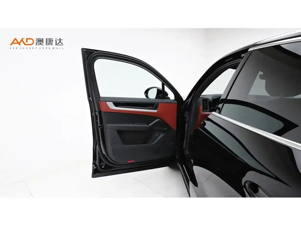 Porsche Cayenne Hybrid 2025 из CN, фото 8