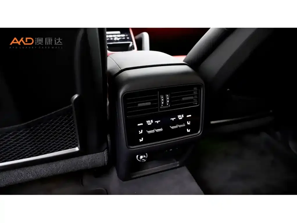 Porsche Cayenne Hybrid 2025 из CN, фото 10