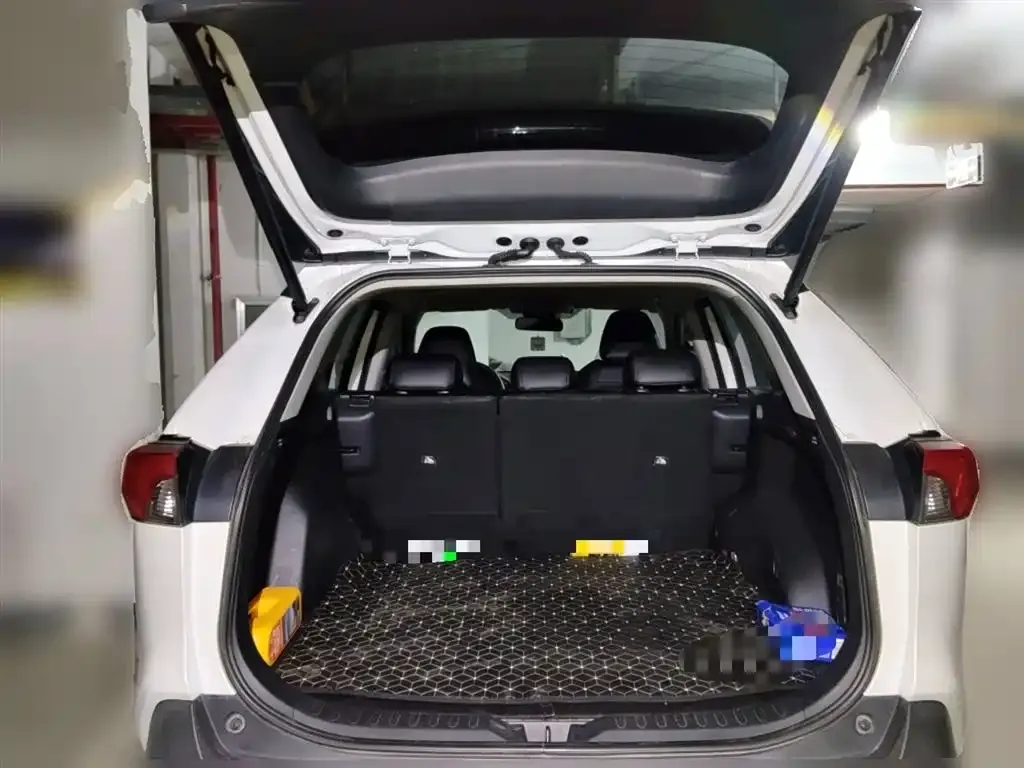 Toyota RAV4 2022 из CN, фото 10