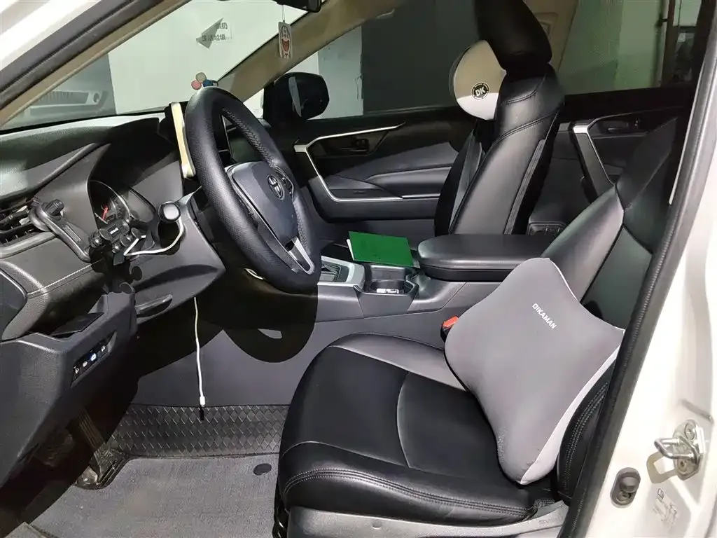Toyota RAV4 2022 из CN, фото 8
