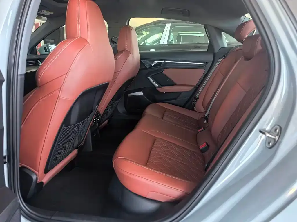 Audi A3 2024 из CN, фото 3