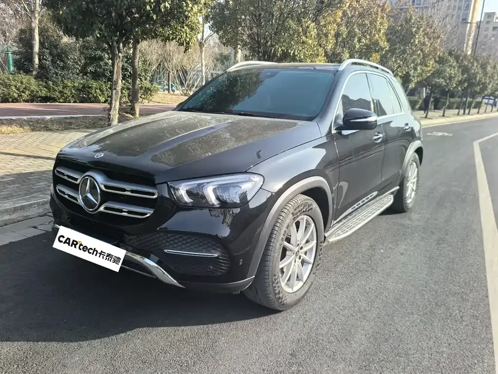 Mercedes-Benz GLE — фото 1