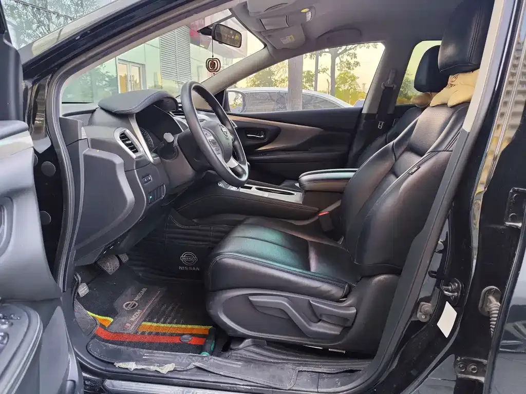 Nissan Murano 2022 из CN, фото 2