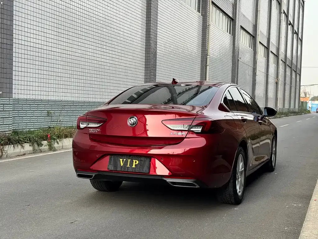 Buick Regal — фото 10
