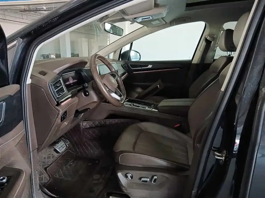 Volkswagen Viloran 2022 из CN, фото 8