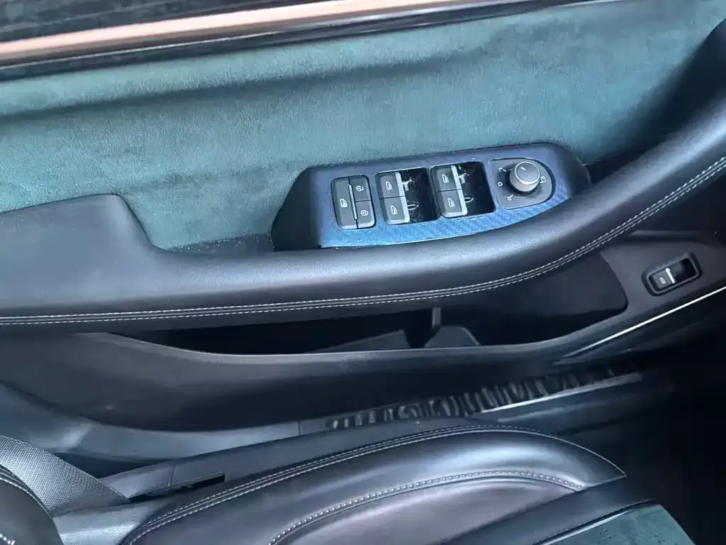Geely Xingyue L 2022 из CN, фото 5