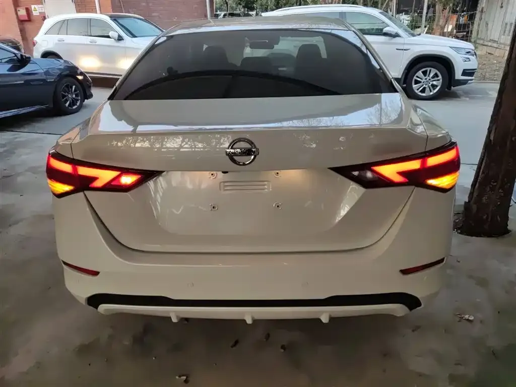Nissan Sylphy 2021 из CN, фото 2