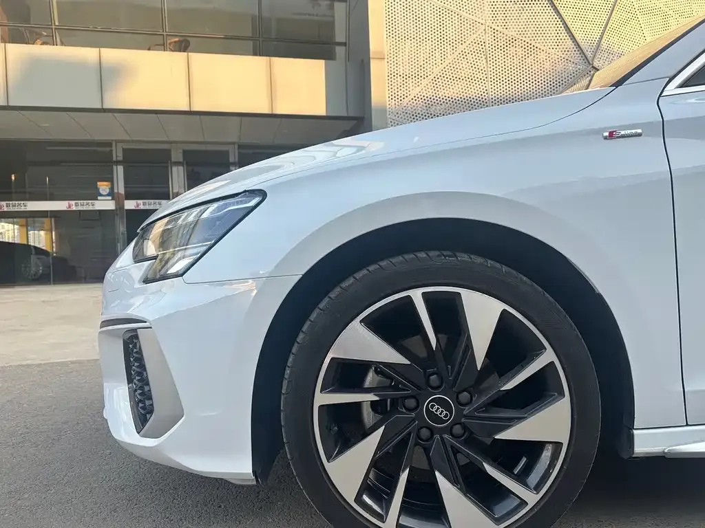 Audi A3 2024 из CN, фото 5