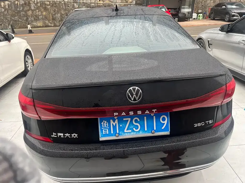 Volkswagen Passat 2023 из CN, фото 6