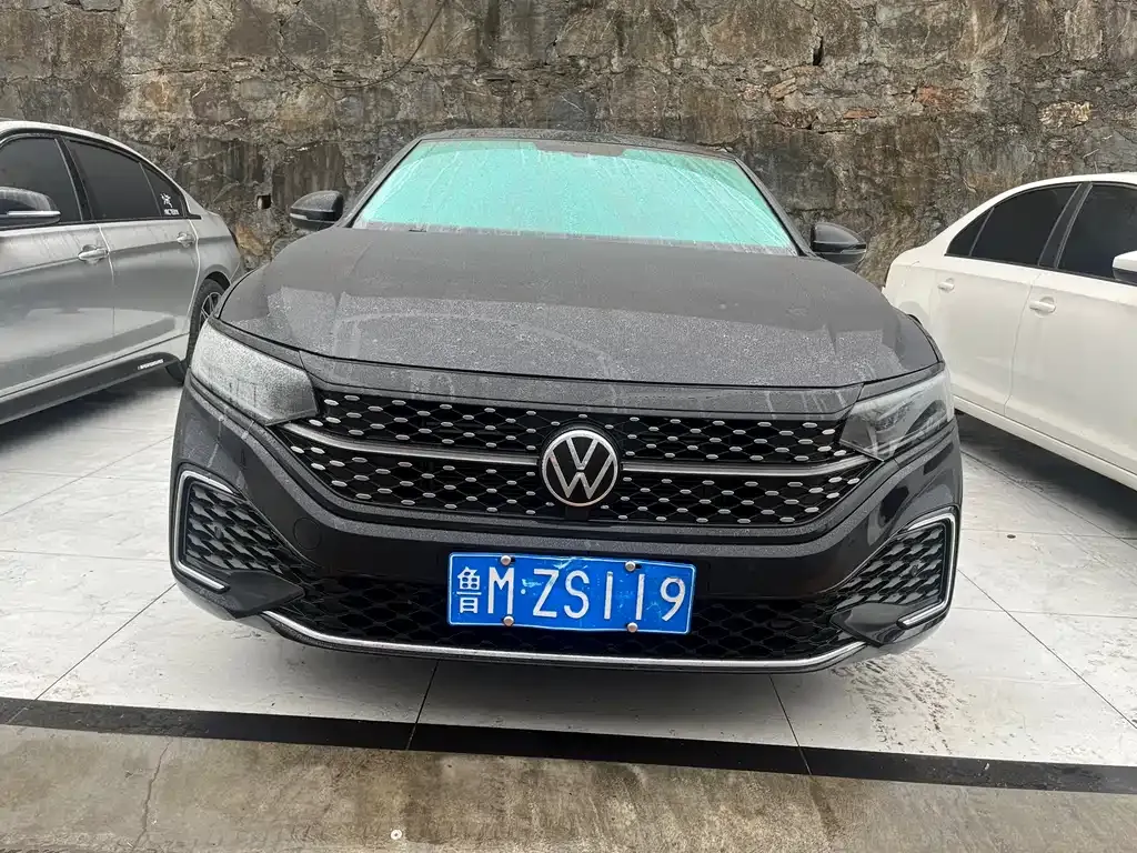Volkswagen Passat 2023 из CN, фото 9