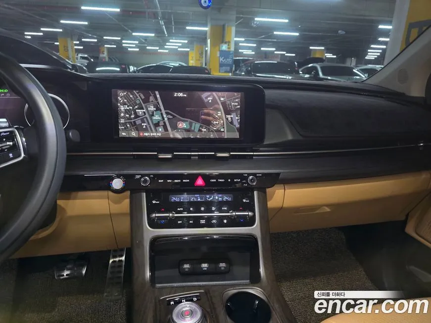 Kia Carnival — фото 10
