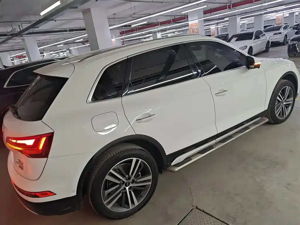 Audi Q5L 2022 из CN, фото 10