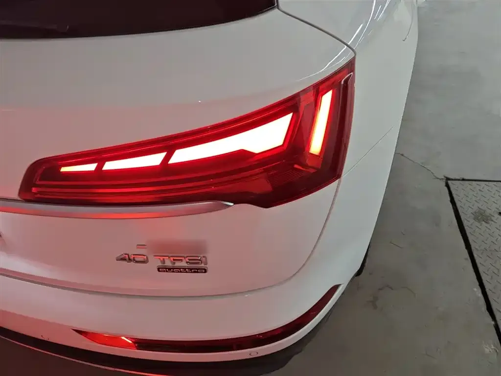 Audi Q5L 2022 из CN, фото 8