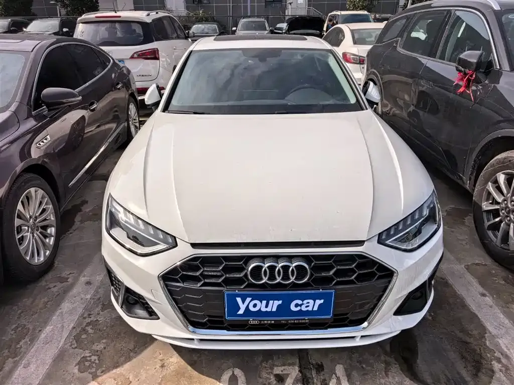 Audi A4L 2021 из CN, фото 4