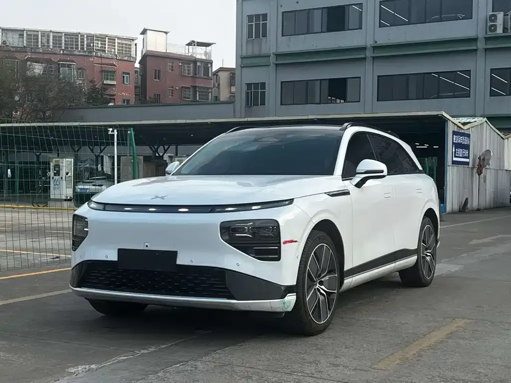XPeng G9 2023 из CN, фото 1