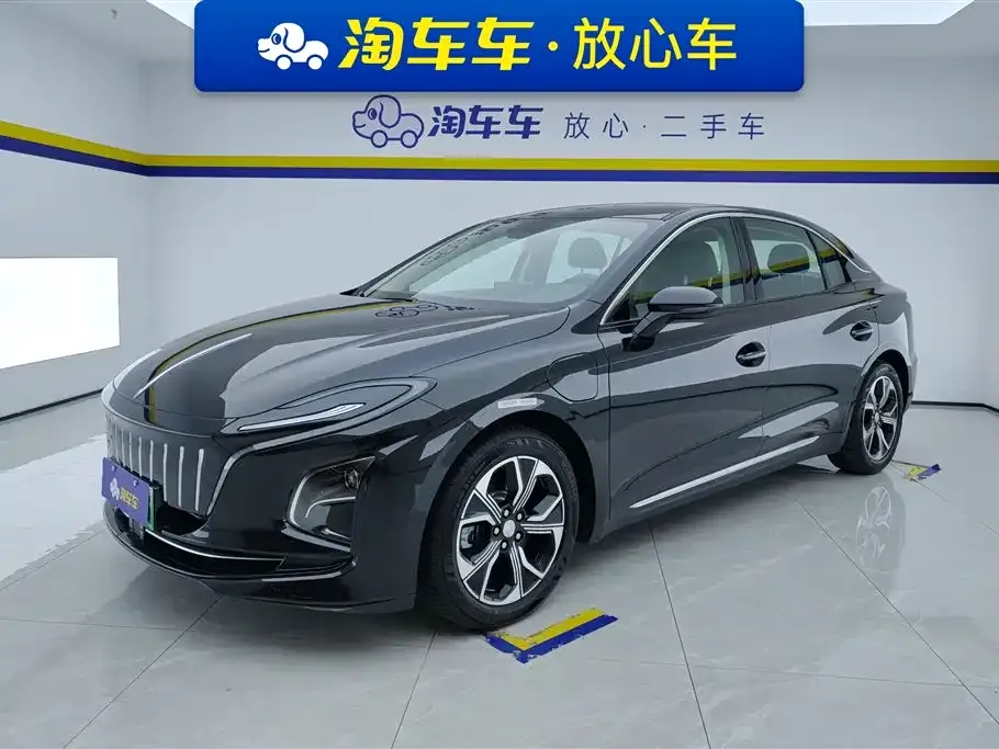 Hongqi E-QM5 — фото 1