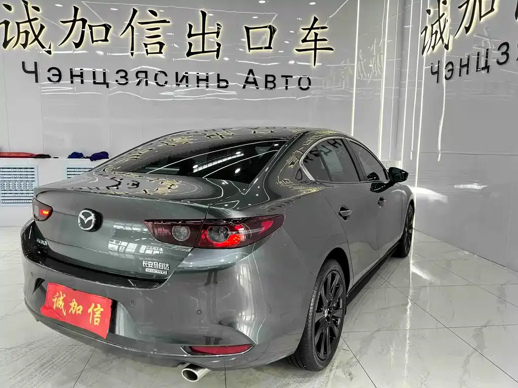 Mazda 3 Axela 2023 из CN, фото 5