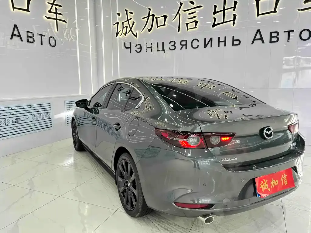 Mazda 3 Axela 2023 из CN, фото 2