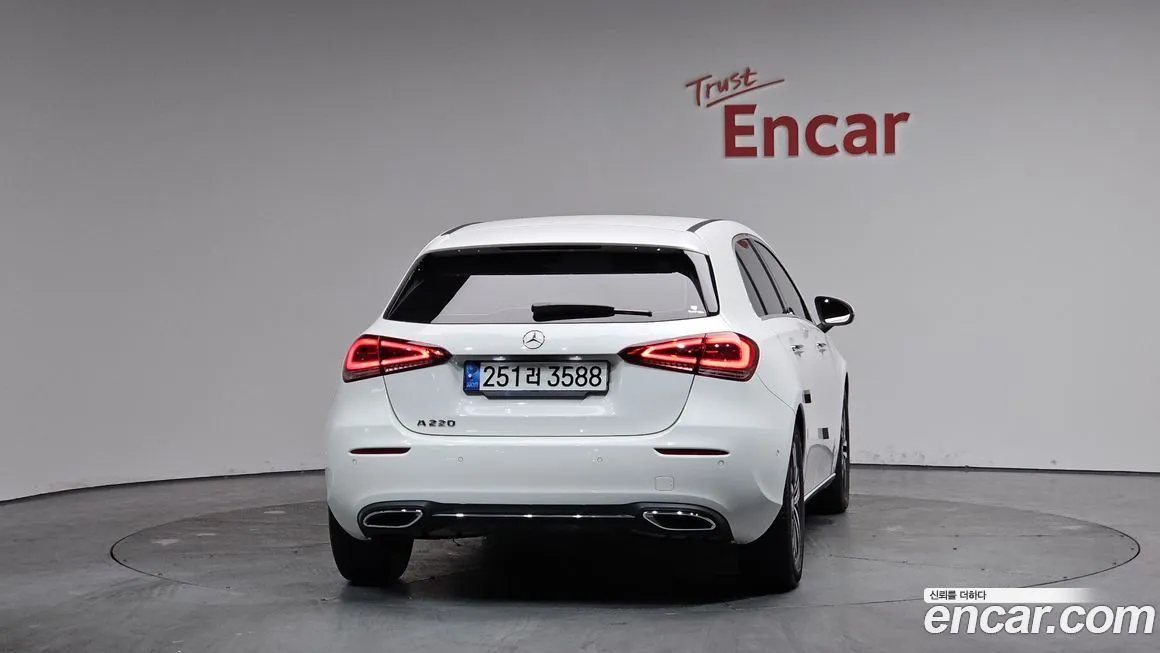 Mercedes-Benz A-Class — фото 2