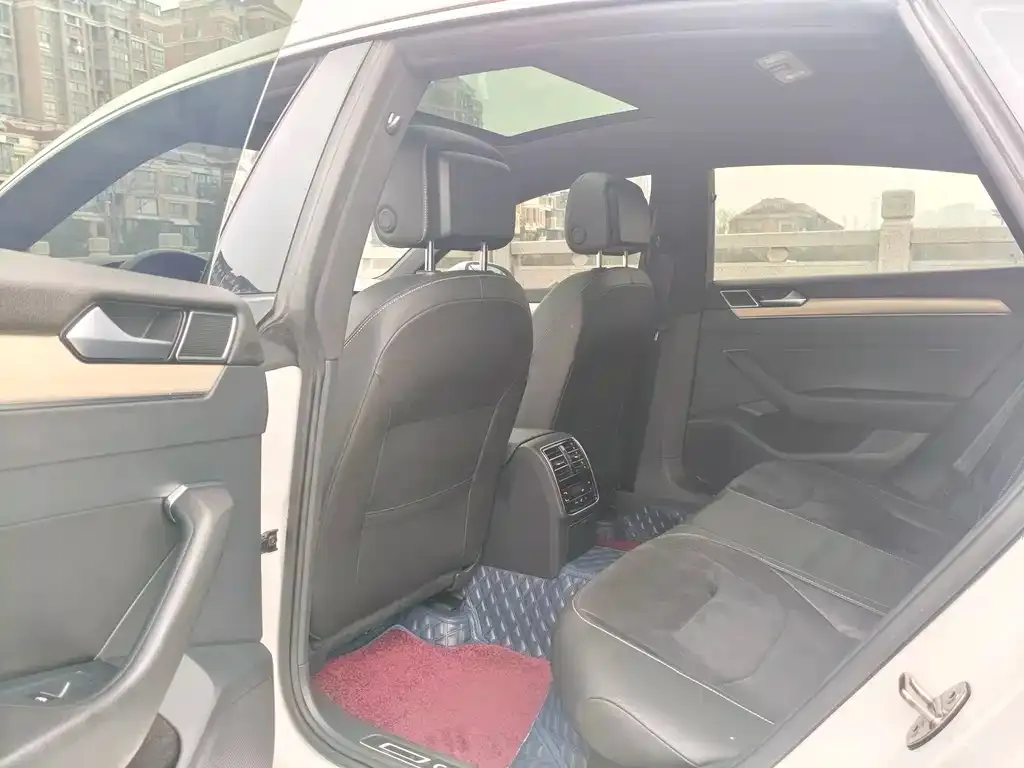 Volkswagen CC 2021 из CN, фото 2
